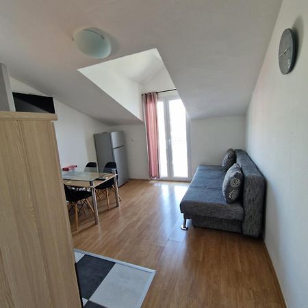 Apartmani "Ivan" Marina Exterior photo