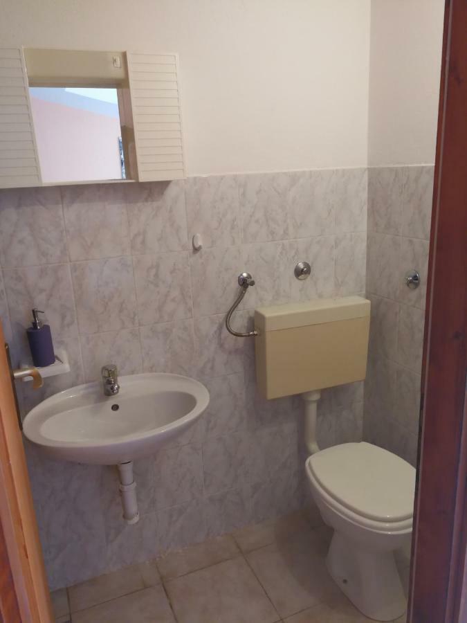 Apartmani "Ivan" Marina Exterior photo
